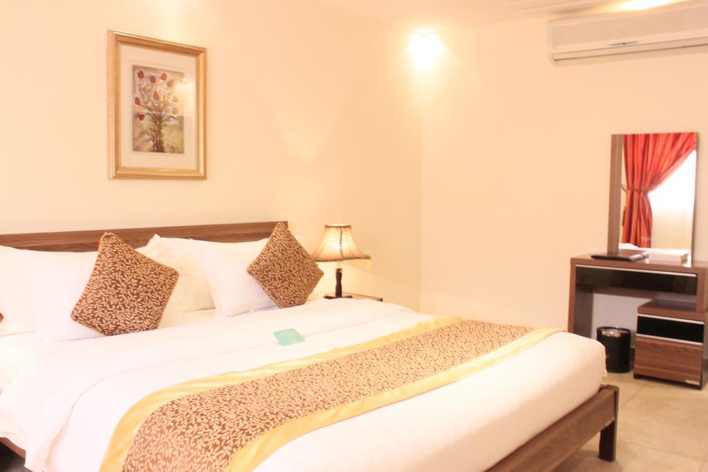 Boudl Al Nakheel Hotel Unaizah Luaran gambar